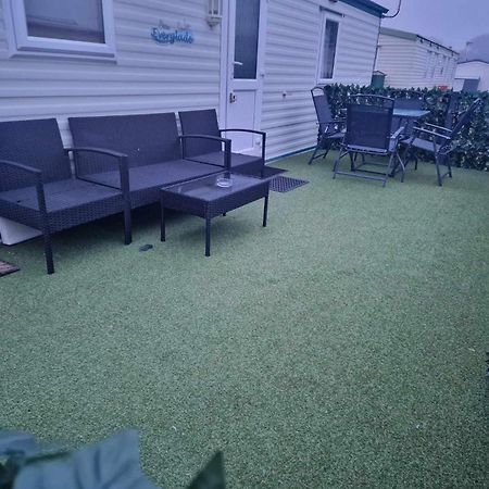 Sunnyside - Pet Friendly, Ingoldmells Hotel Exterior photo